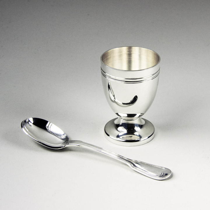 Filet-Ancien egg cup and its egg spoon