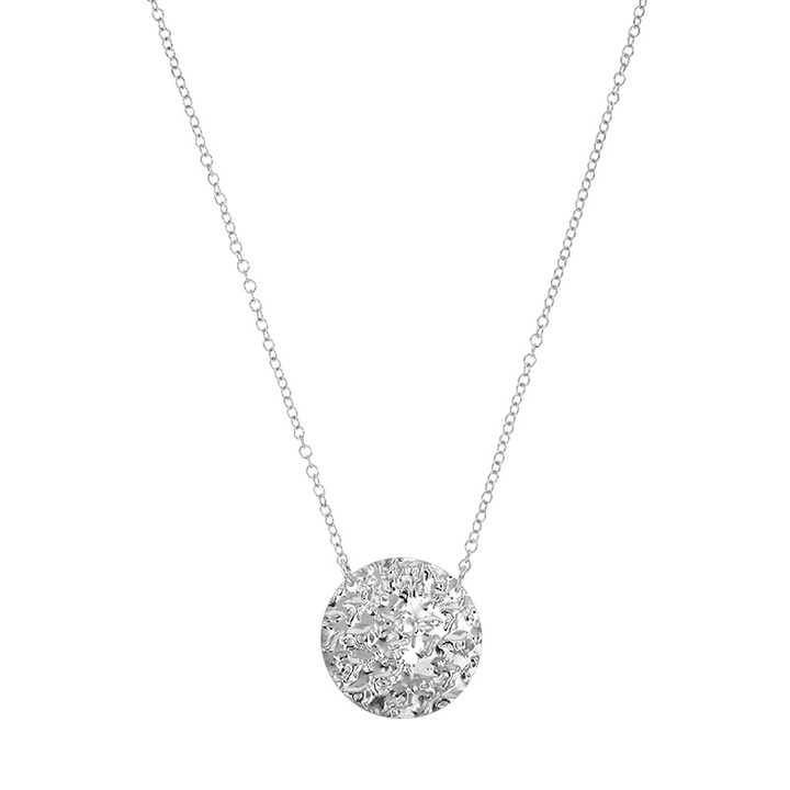 Round hammered necklace
