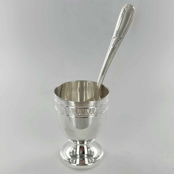 Coquetier Empire et sa cuillère à oeuf