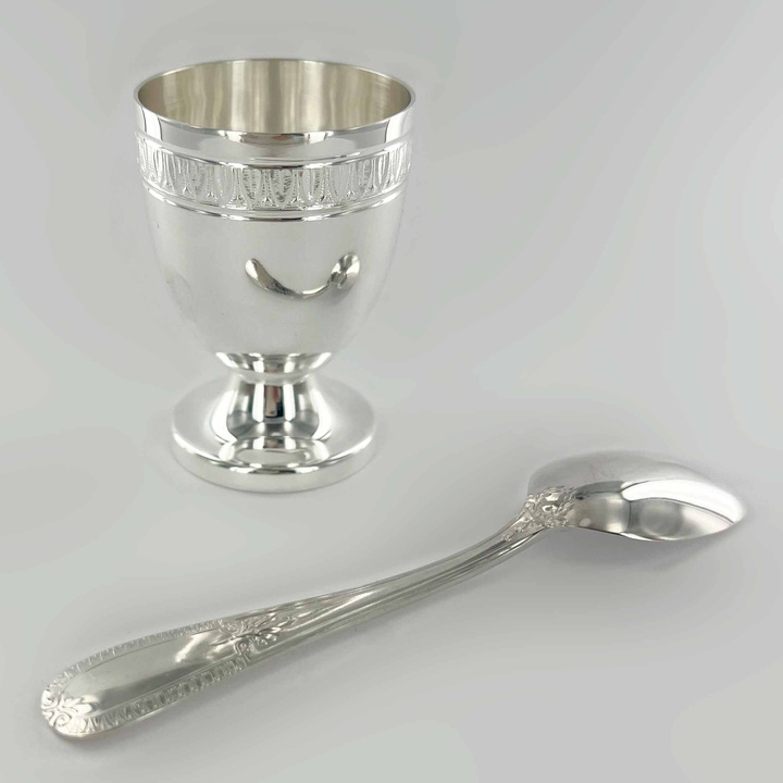 Coquetier Empire et sa cuillère à oeuf